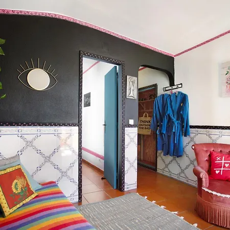 아파트 Love Temple